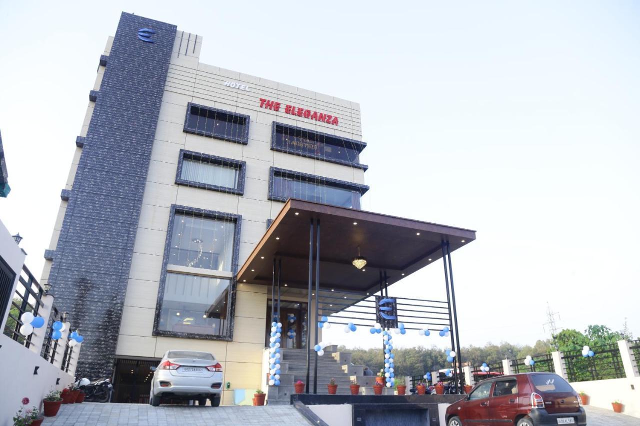 The Eleganza Hotel Jhājra Екстериор снимка