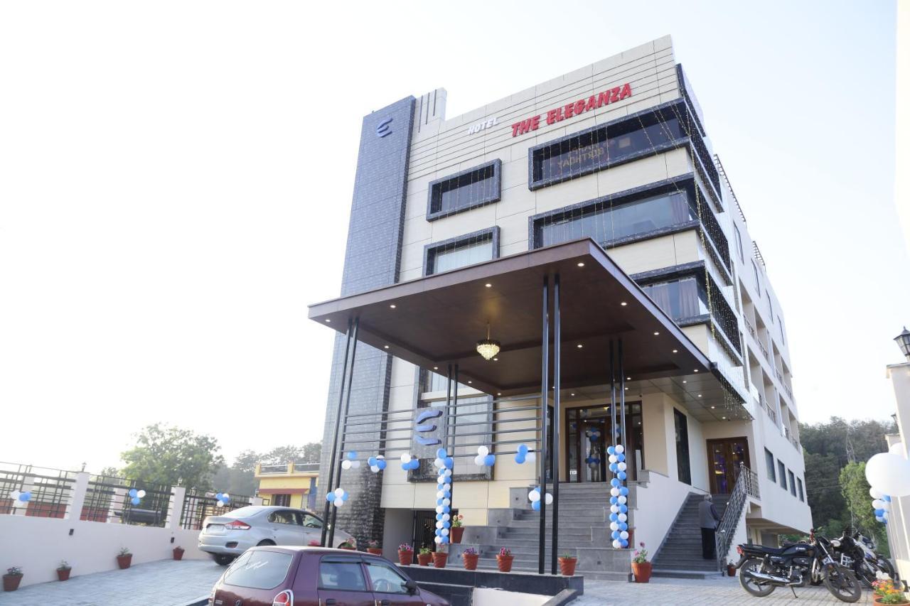 The Eleganza Hotel Jhājra Екстериор снимка